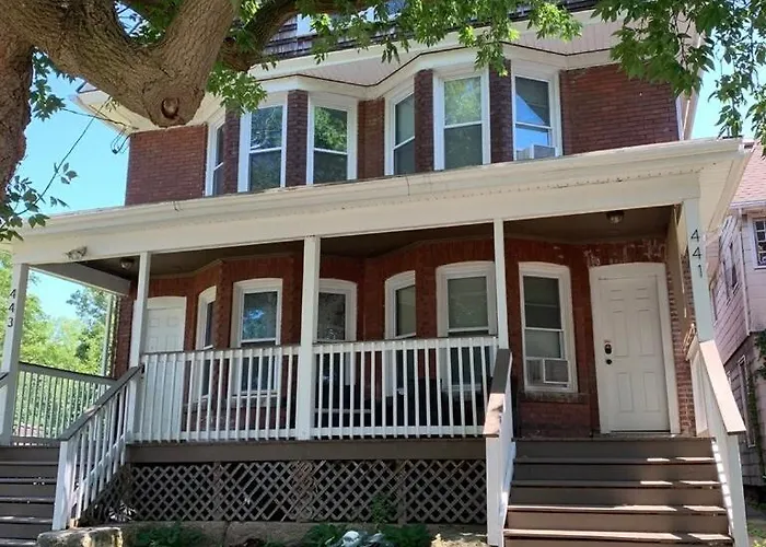 This Old House - 10 Minute Walk To The Falls