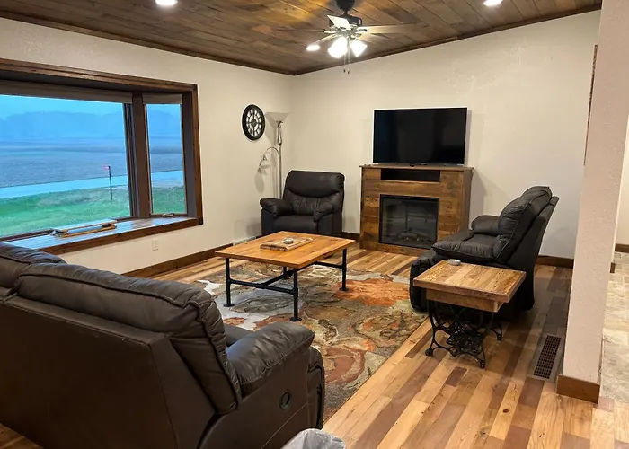 Comfortable Country Home