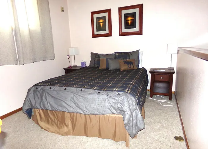 Buffalo Ridge 2 Bedrooms 1 Loft Brbf