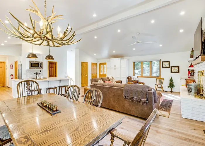 4 Mi To Slopes: Family-Friendly Stateline Home!