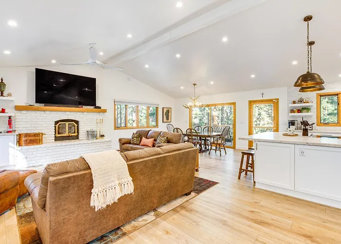 4 Mi To Slopes: Family-Friendly Stateline Home!