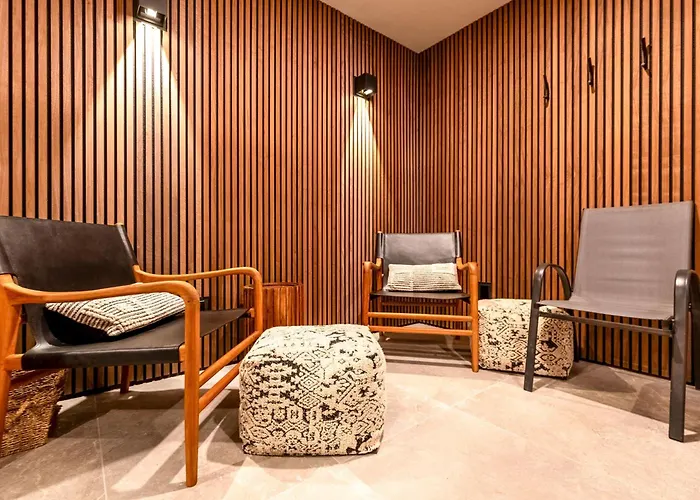 Alders Chalet By Fernie Central Reservations