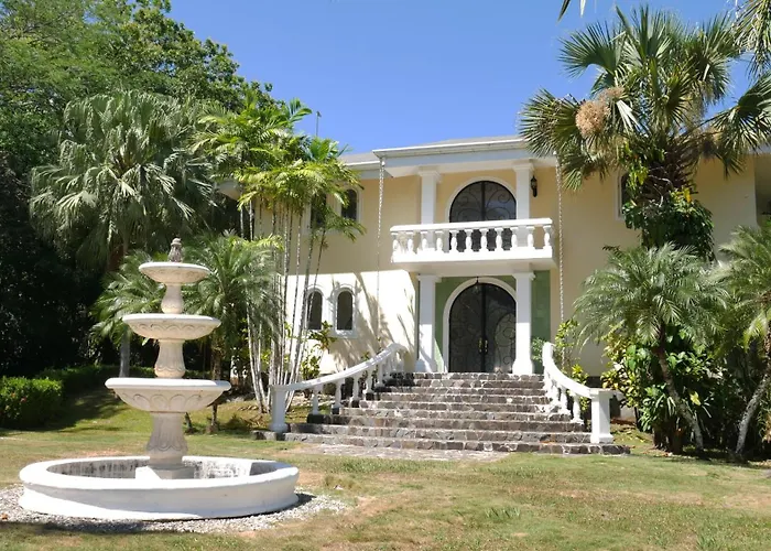 Villa Quebrada Estate (Adults Only)