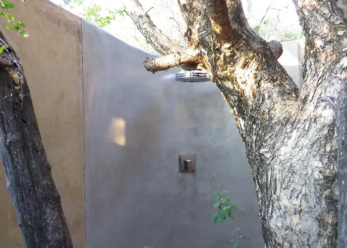 Naledi Lodges