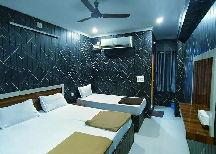 Hotel Govindh Heights