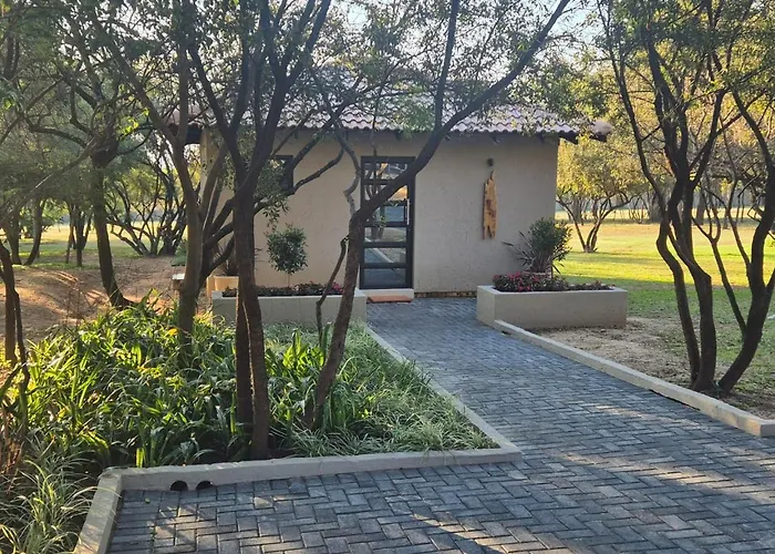 Hornbill Self Catering Cottages Muldersdrift