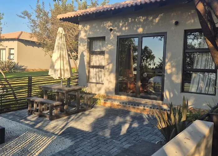 Hornbill Self Catering Cottages Muldersdrift