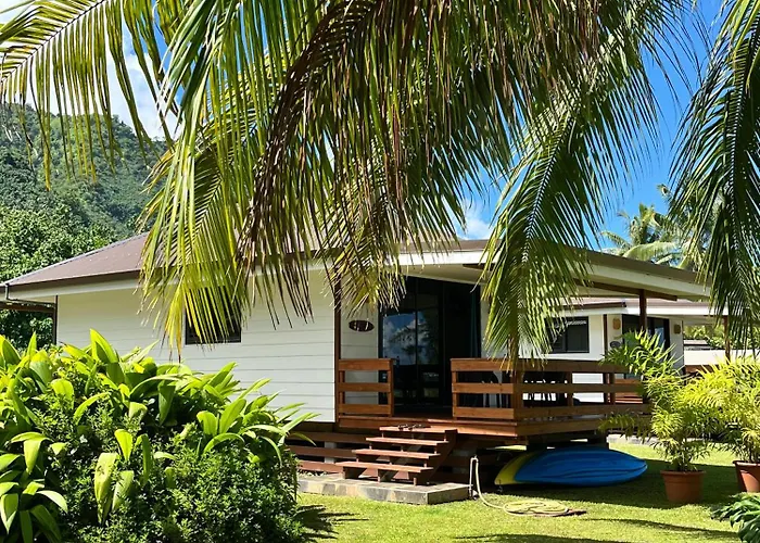 Teahupo'O Wave Lodge