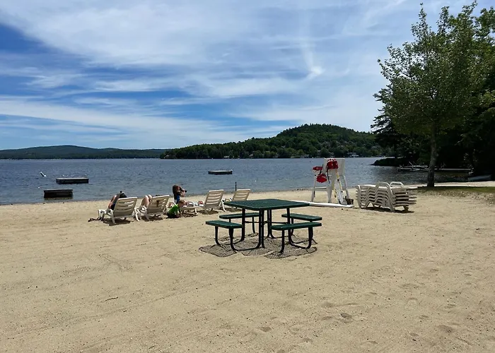 Main Street Retreat In Sunapee