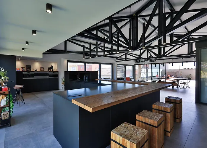 Magnifique Loft Rooftop et piscine 5 chambres
