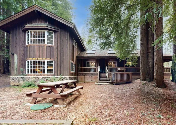 Little River Retreat- Dog Friendly With Grill