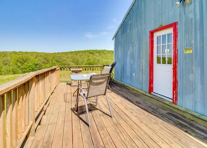 Ozark Mtn Views: Secluded Everton Retreat