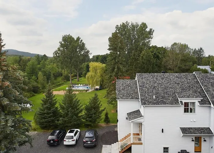 Bromont Lodge 837 Shefford Suite 200