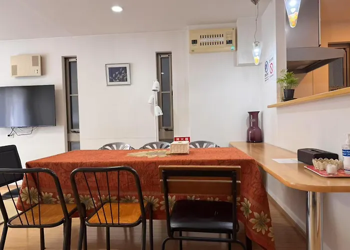 Comfy House Namba