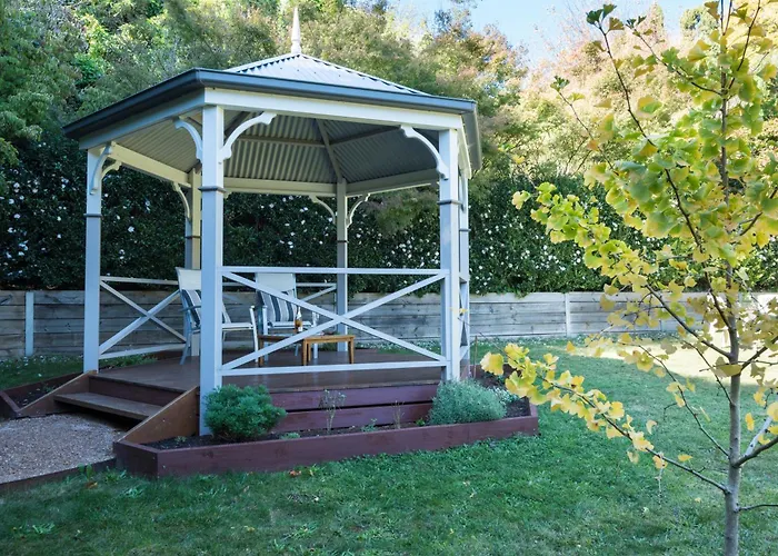 Cosy Romantic Lodge, Perfect Couples Getaway
