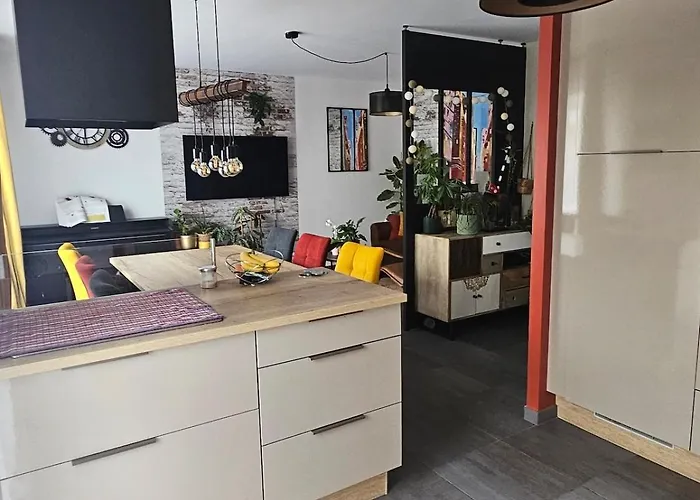 Maison Avec Deux Chambres, Un Jardin Et Une Terrasse