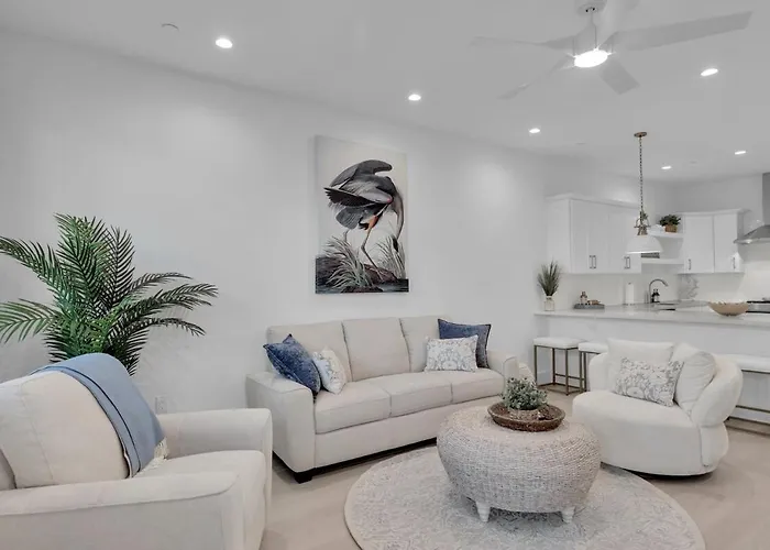 Hooked On Islamorada Oceanfront Townhome, Private Dock, Pool