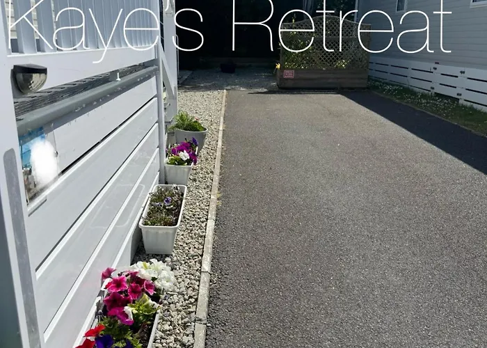 Kayes Retreat Three Bed Caravan Newquay Bay Resort Quieter Area Of Park