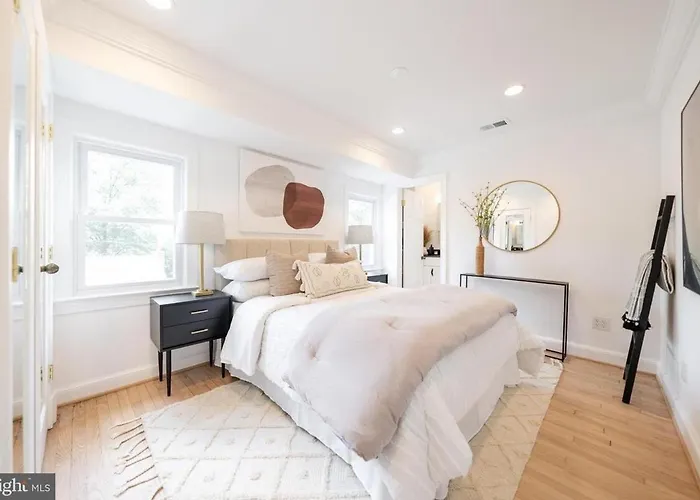 Arlington Charm