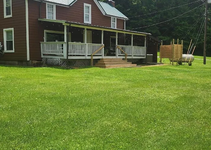 Red River Gorge Farmhouse 50 Acres