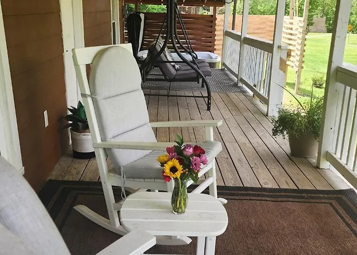 Red River Gorge Farmhouse 50 Acres