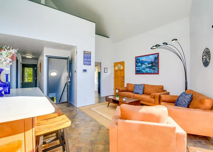 Cozy Mtn-View Haven 20 Mi To Olympic Nat'L Park!