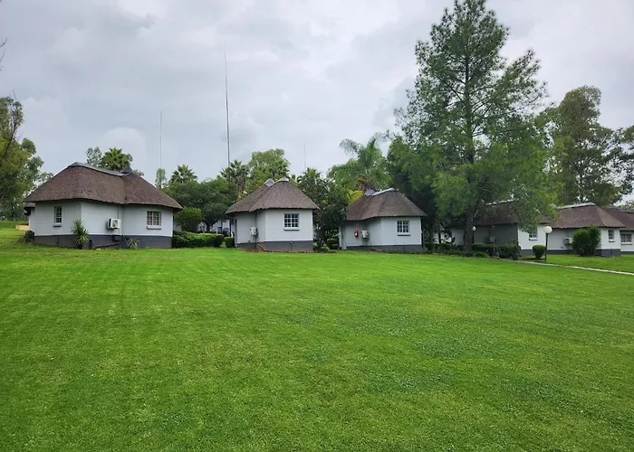 Shumba Valley Lodge Lanseria Airport
