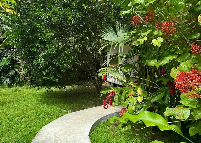 Passion Fruit Lodge