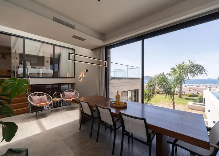 Vistaport B - Luxury Villa With Private Pool And Sea View