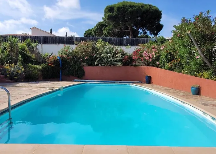 Villa Palm' Issambres 6-8 personnes avec piscine et jardin privés