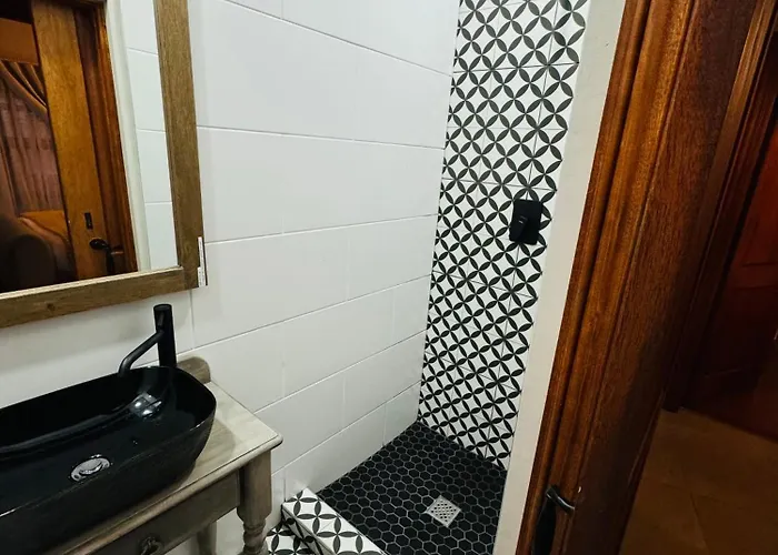Fossa Dei Leoni Full Guest House