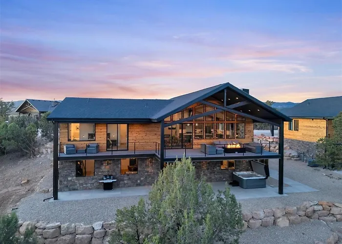 High Desert Home Modern Luxury Near Zion Np