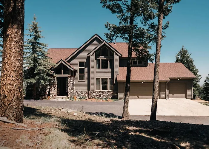 Peaceful Getaway With Hot Tub - Views - Evergreen