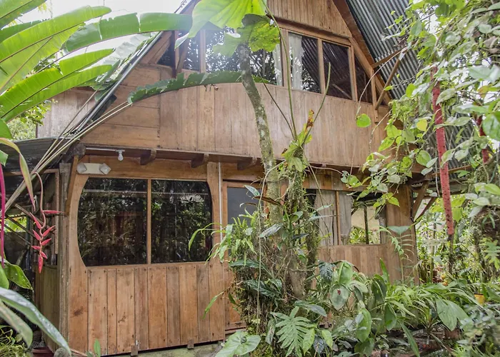 Cabanas Armonia Y Jardin De Orquideas