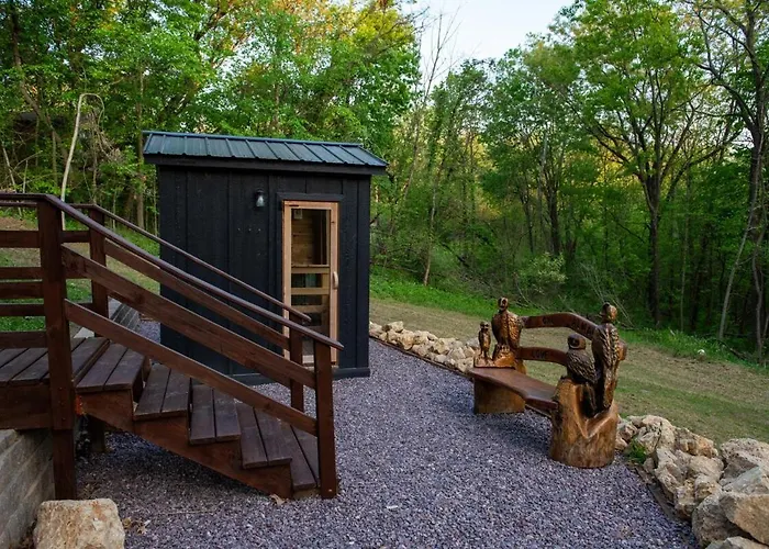 Driftless Cabin - Sauna, Firepit, Bbq