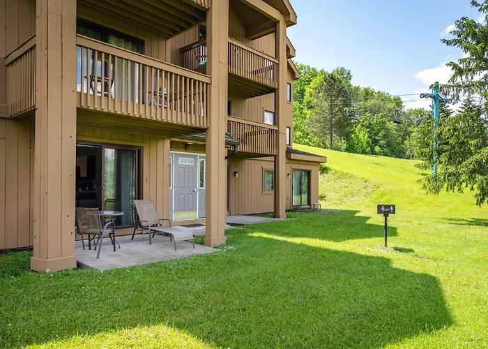 Cozy 1 Bedroom Condo Holiday Valley