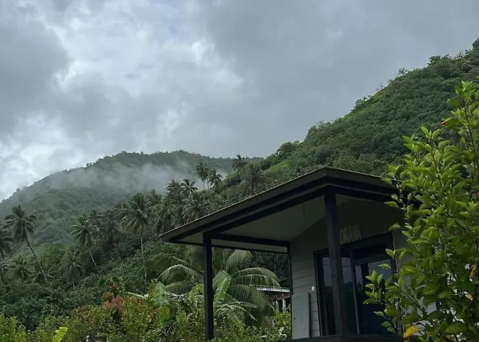 Teahupo'O Swell Lodge Bungalow