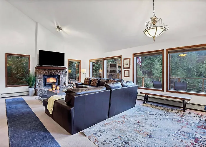 Evergreen Forest Retreat