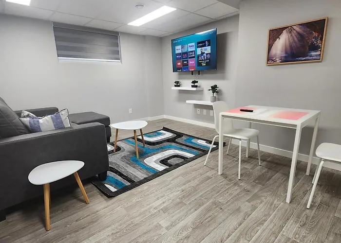 Entire Basement Suite In Bonavista