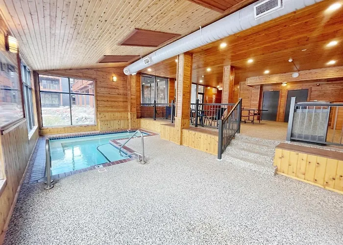 Mountainside Ski-In/Ski-Out | Pool & Hot Tub