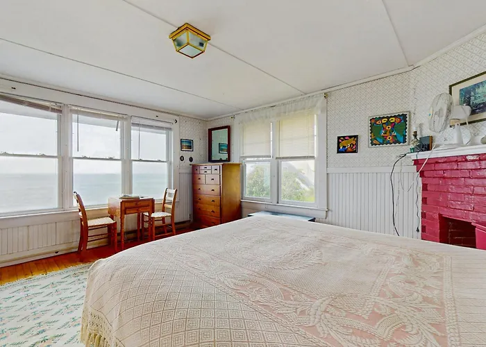 Andrews Point Ocean Home