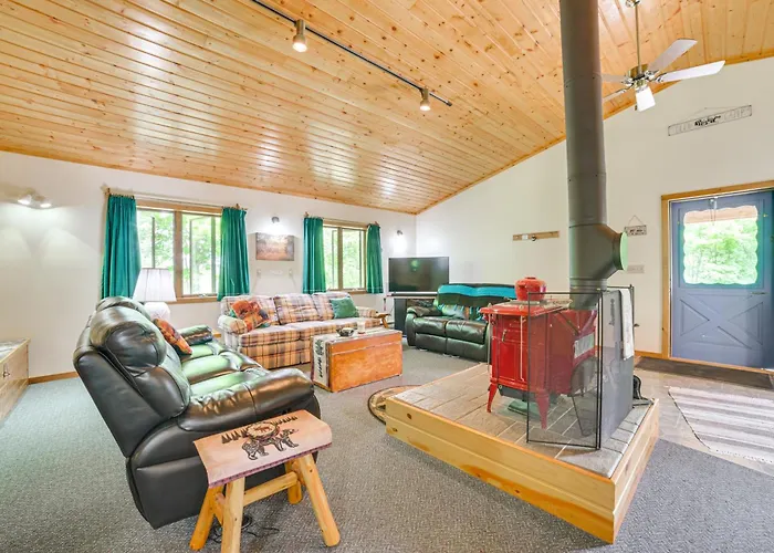 Michigan Retreat On 10 Acres: Hike, Fish & Explore