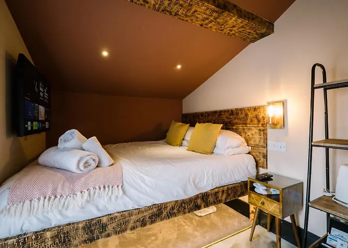 Luxury Cozy Room Central Location With King Bed