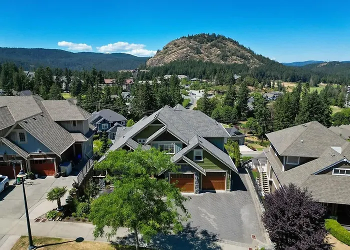 Mount Finlayson View Villa By Emr Vacation Rentals