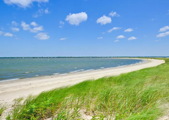 Waterfront Westhampton Haven: Private Beach