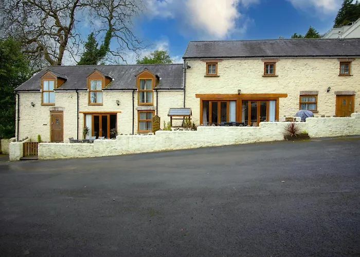 Rose Coach House - 3 Bedroom Cottage - Pendine