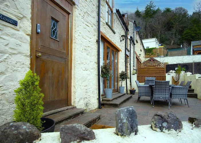 Rose Coach House - 3 Bedroom Cottage - Pendine