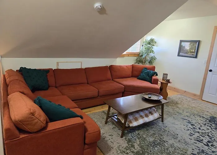 Wildland Gardens Farm House W Private Hot Tub