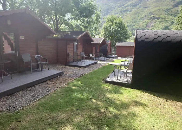Macdonald Cabins
