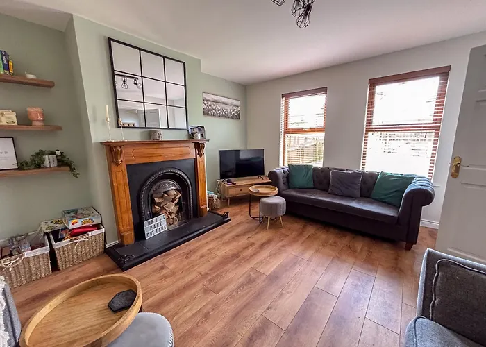 Whitepark Cottage - Your Home Away From Home